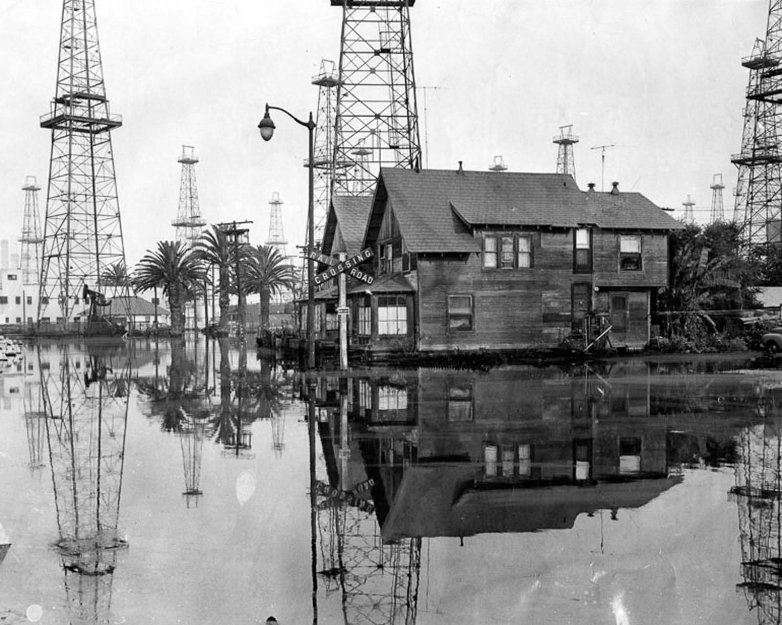 A high tide floods an oilfield in Long Beach, California, 1951