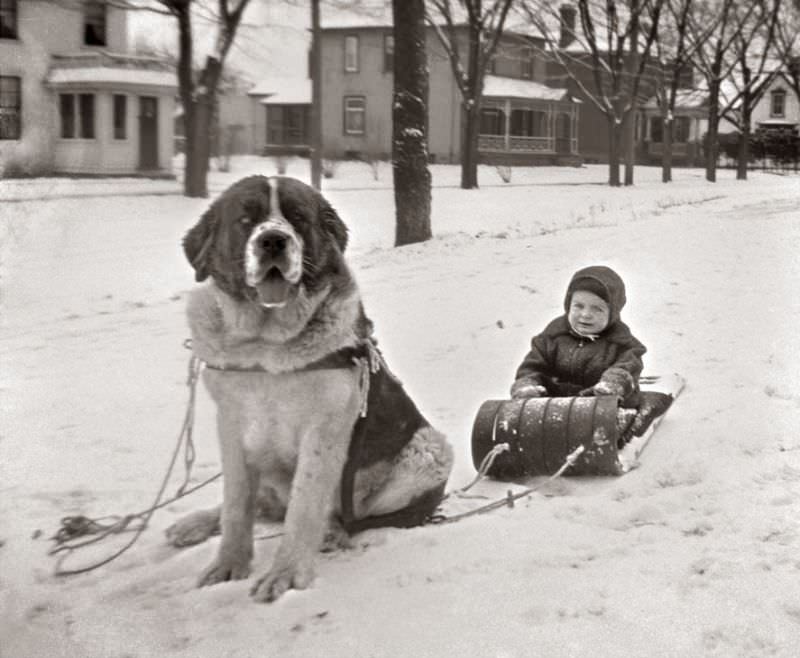 Stunning Vintage Photos of Children Having Fun During the 1950s