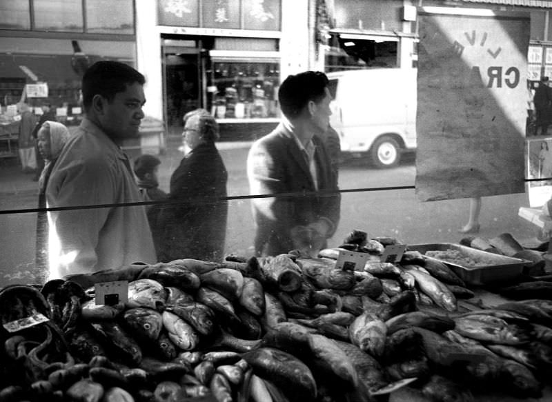 DuPont Market, Grant and Pacific, Chinatown, San Francisco, 1970