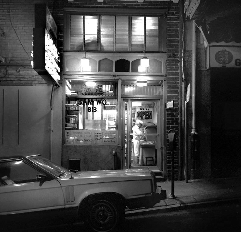Sam Wo restaurant, 813 Washington Street, Chinatown, San Francisco, 1988