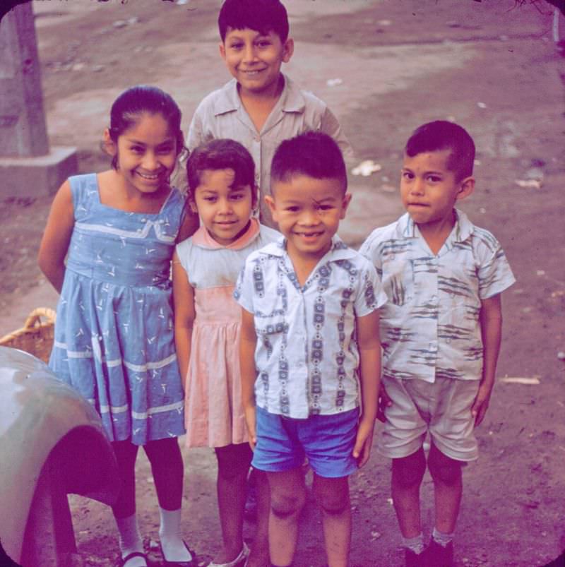 Colombian children.