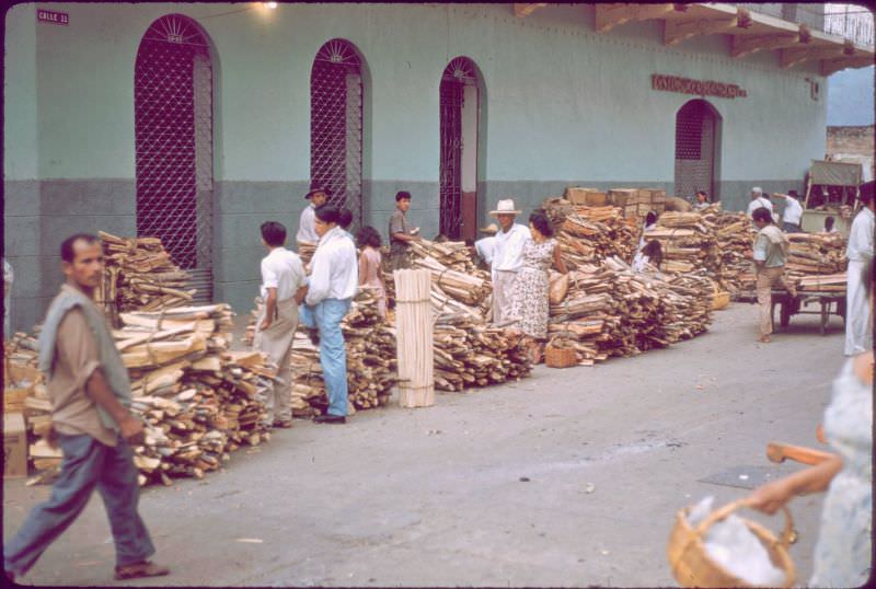 Girardot omnipresent wood market, Colombia