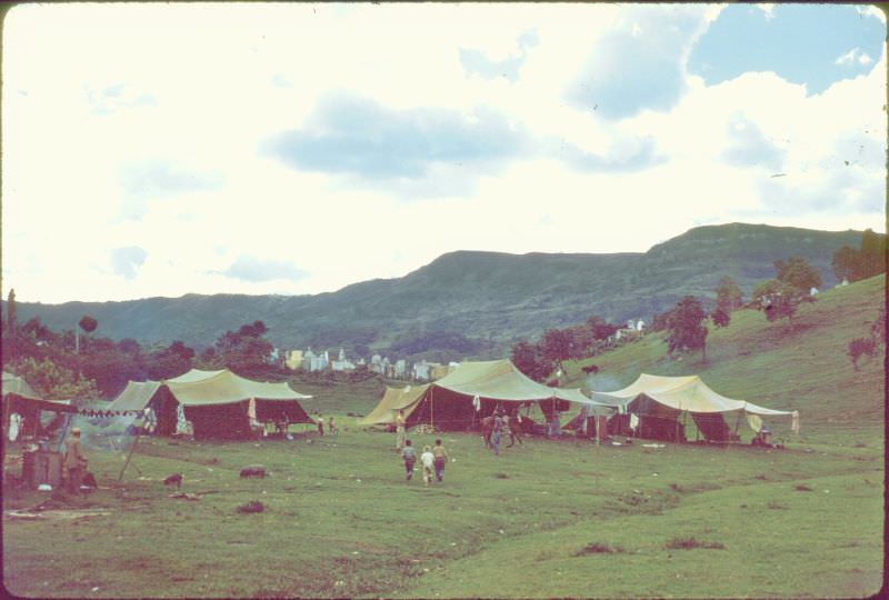 Gypsy camp on edge of Moniquira, Colombia
