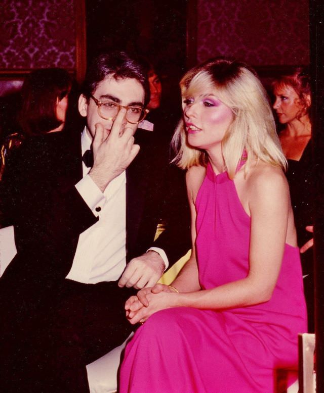 Beautiful Photos of Debbie Harry and Chris Stein during their Romantic Relationship