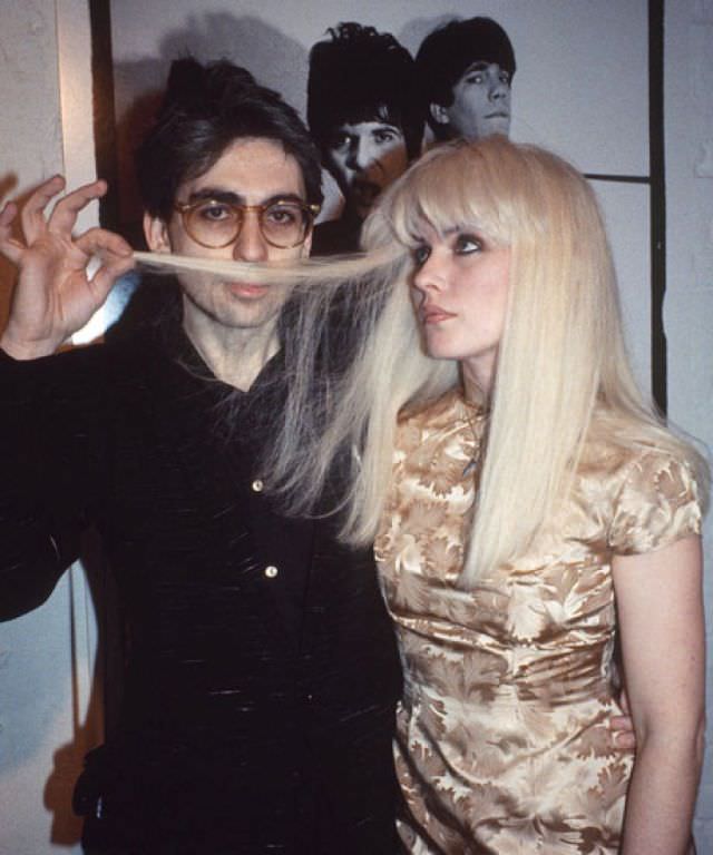 Beautiful Photos of Debbie Harry and Chris Stein during their Romantic Relationship