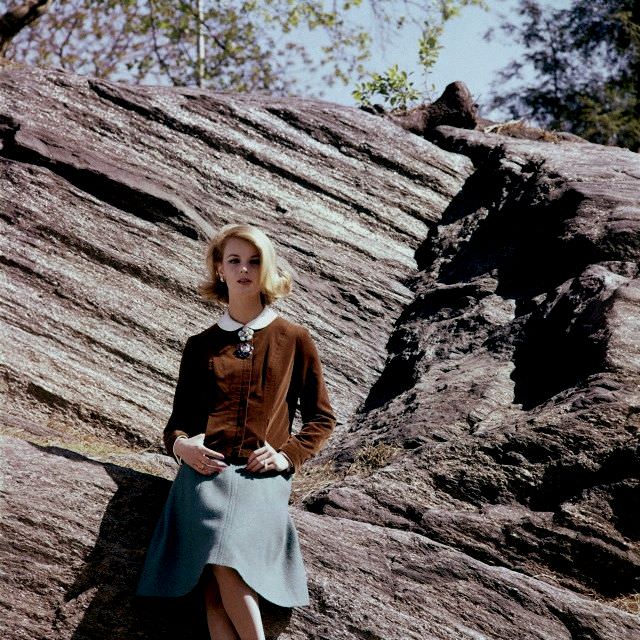 Model is in a creme de coco cardigan jacket of Catoni velveteen, a long-sleeved Irish linen blouse, 1962