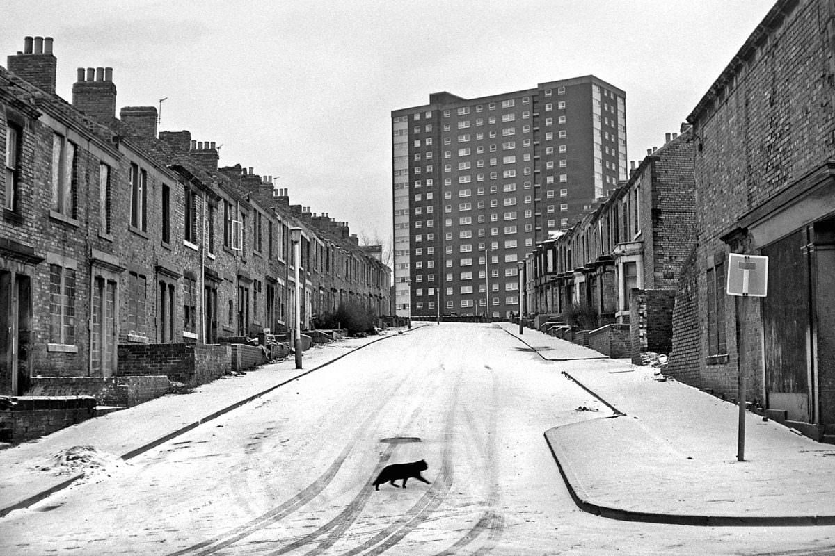 Fourth Street, Bensham, awaiting demolition in 1987.