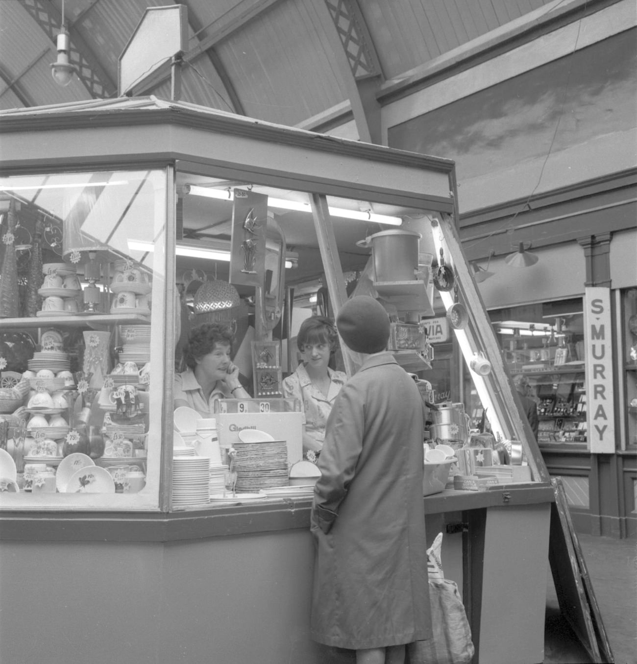 Amazing Vintage Photos of Grainger Market, Newcastle upon Tyne from the 1970s and 1980s