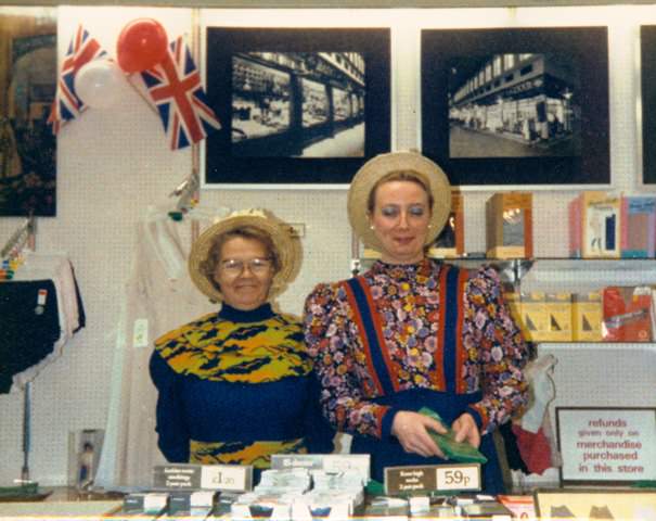 Amazing Vintage Photos of Grainger Market, Newcastle upon Tyne from the 1970s and 1980s