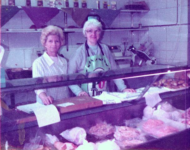 Amazing Vintage Photos of Grainger Market, Newcastle upon Tyne from the 1970s and 1980s