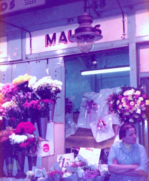 Amazing Vintage Photos of Grainger Market, Newcastle upon Tyne from the 1970s and 1980s