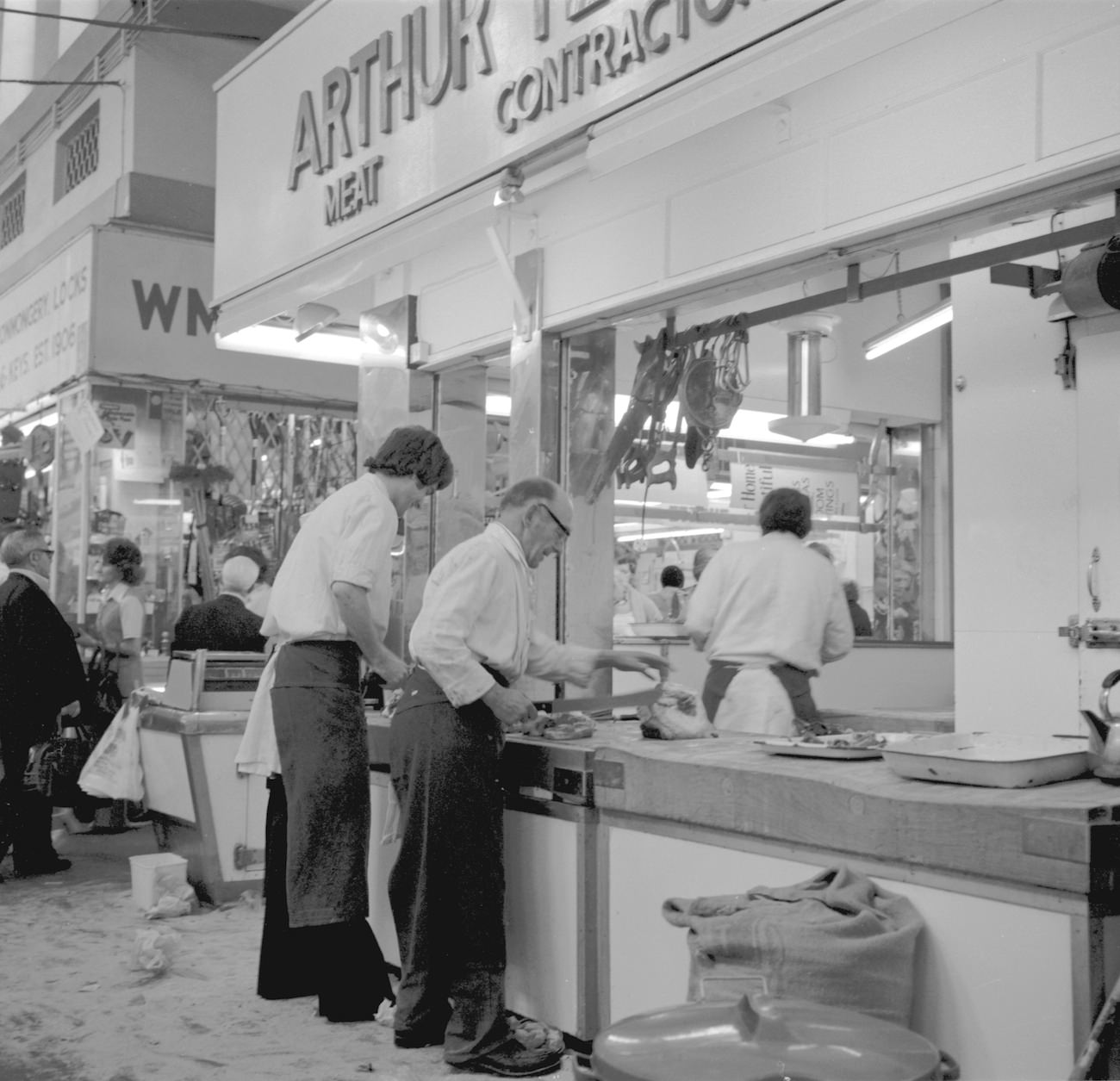 Amazing Vintage Photos of Grainger Market, Newcastle upon Tyne from the 1970s and 1980s