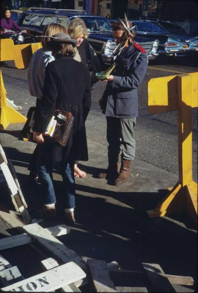 Vintage Photos of Hippies in Haight-Ashbury during the Summer of Love