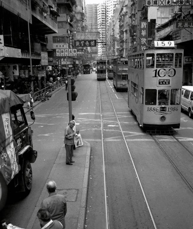 Queen's Road, Hong Kong, 1986