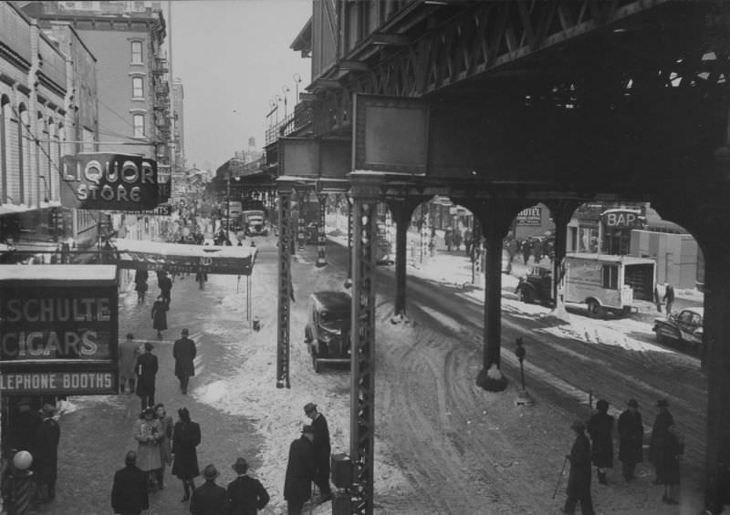 3rd Avenue from 42nd Street El Station, 1945