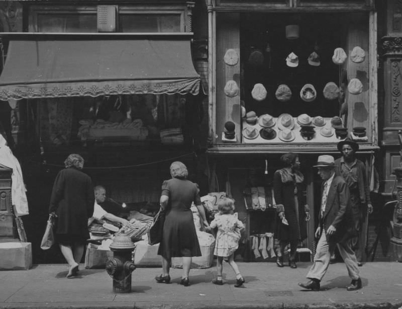 Orchard Street, 1946