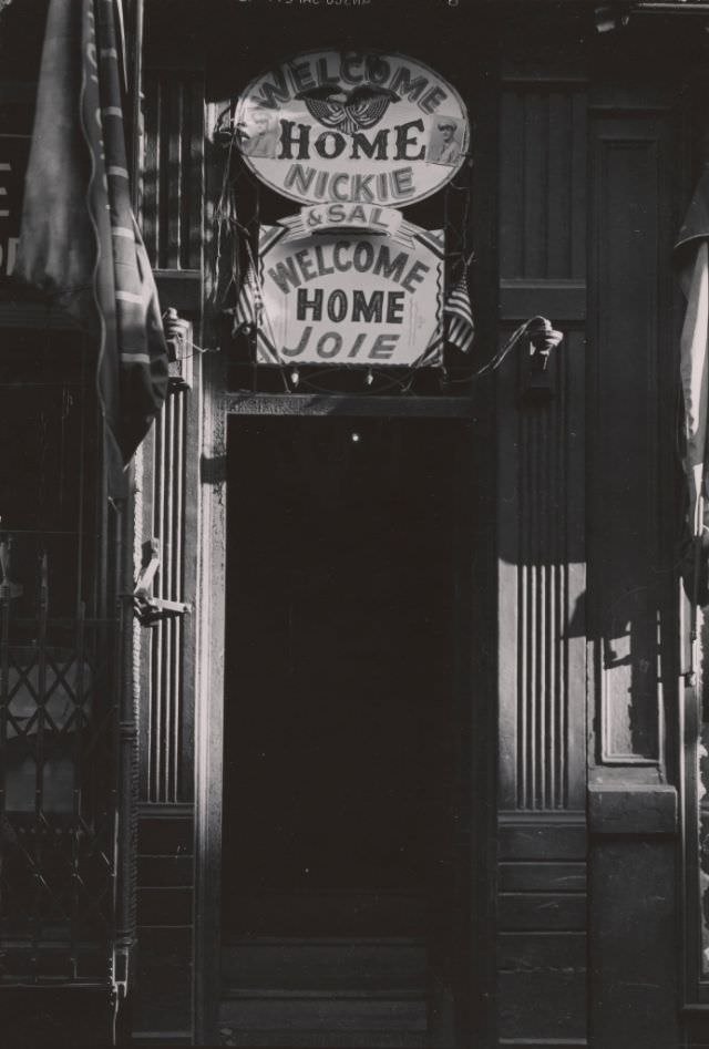 “Welcome Home” signs on 3rd Avenue, 1945