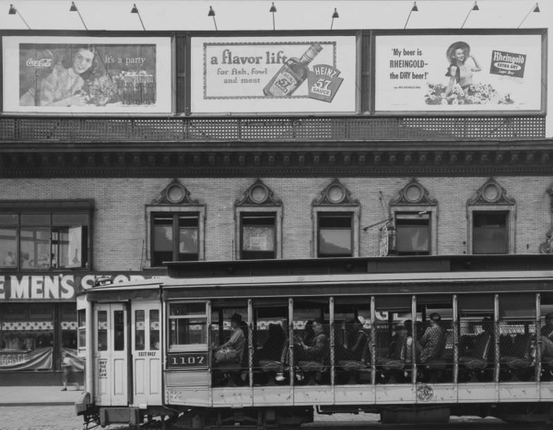 125th Street and Broadway, Harlem, 1946