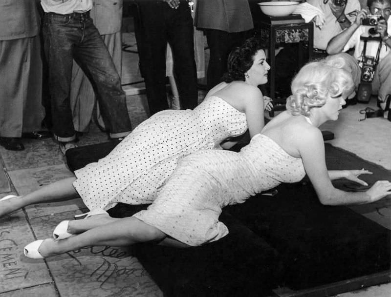 Marilyn Monroe and Jane Russell at Their Imprint Ceremony at Grauman’s Chinese Theatre in 1953