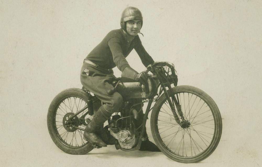 Don McPherson on a 350cc Harley Davidson Peashooter, Townsville, 1930.