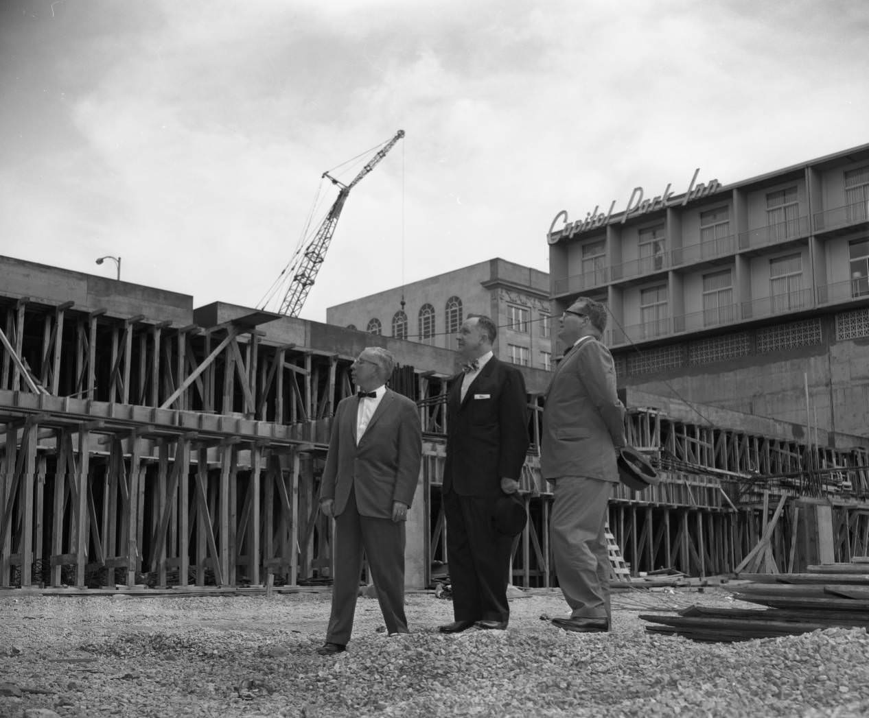 Nashville Municipal Auditorium construction site with a view of Capitol Park Inn, 1961