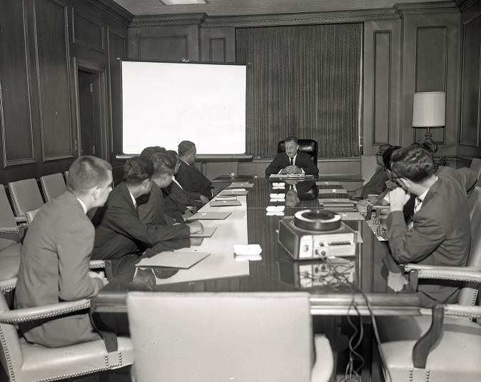 Teachers from India visit with Mayor Briley, 1964