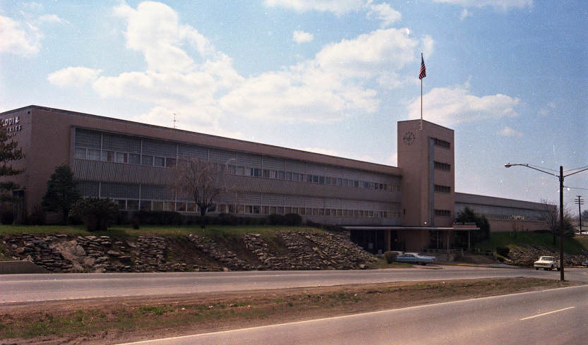 Aladdin Industries on Murfreesboro Road, Nashville, Tennessee, 1971