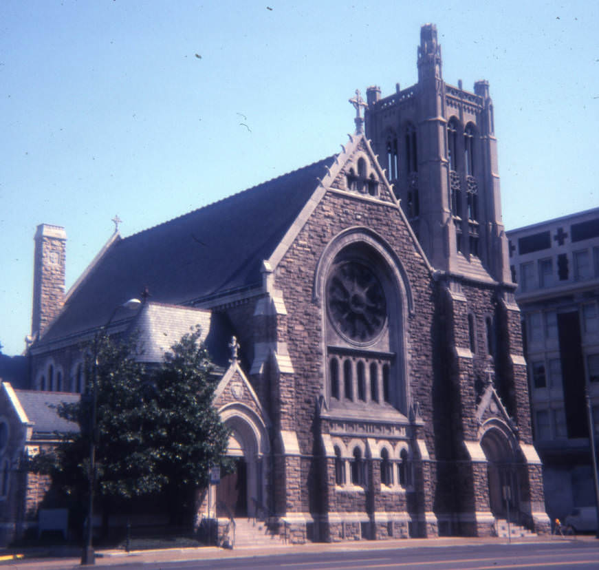 Christ Church Cathedral, Nashville, Tennessee, 1977