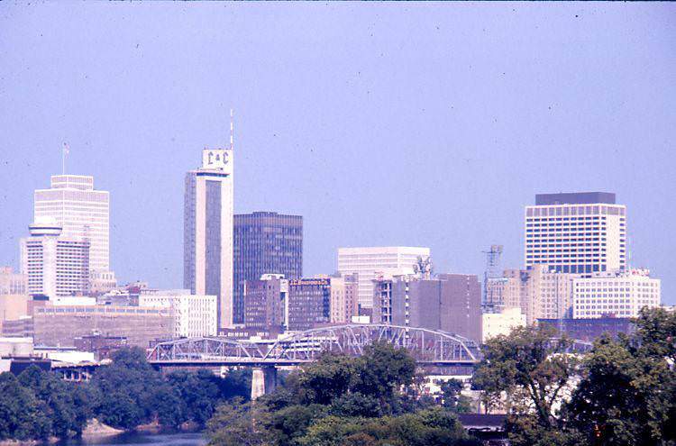 Nashville Skyline, 1975