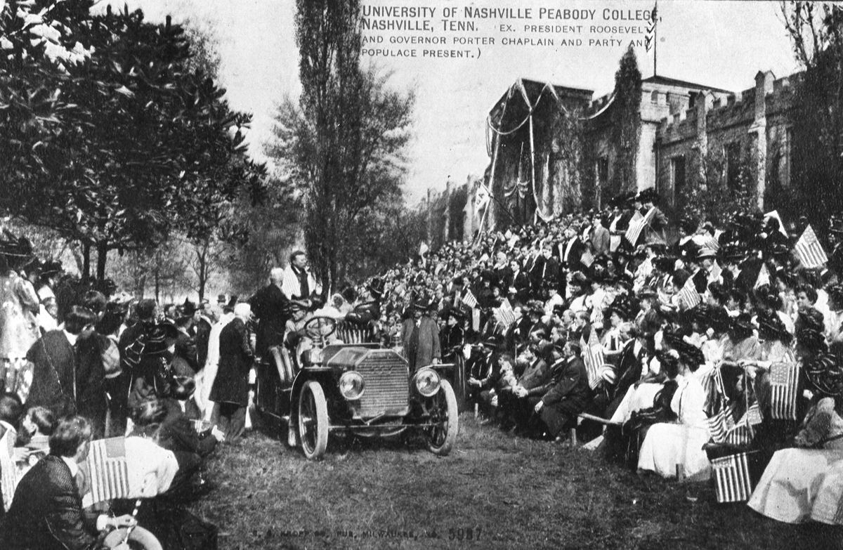 Theodore Roosevelt and Governor Porter at the University of Nashville, 1909