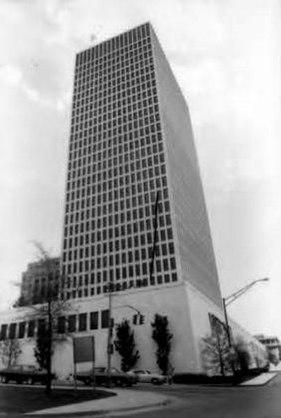 The National Life and Accident Insurance Company Building, Nashville, 1972.