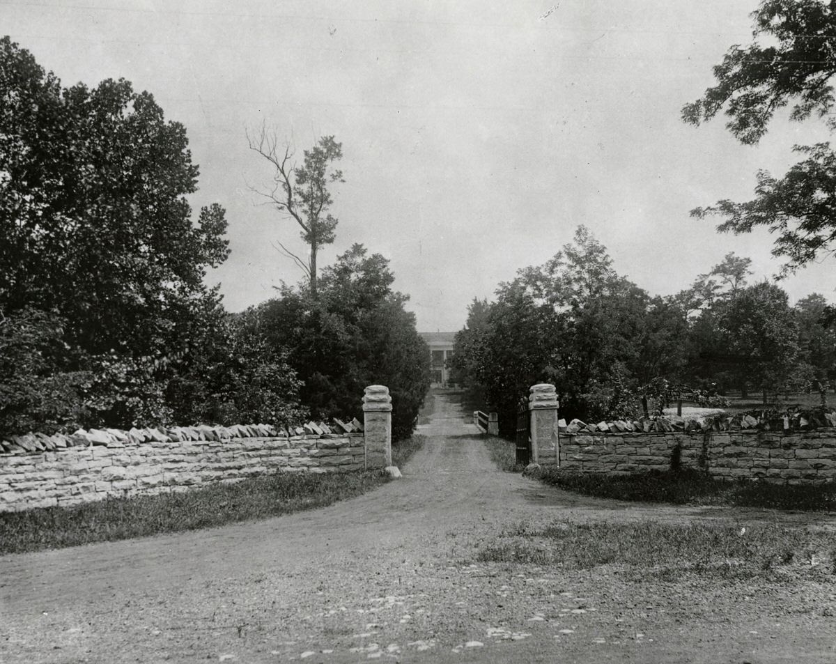 Belle Meade Mansion front gate entrance and drive, 1950s