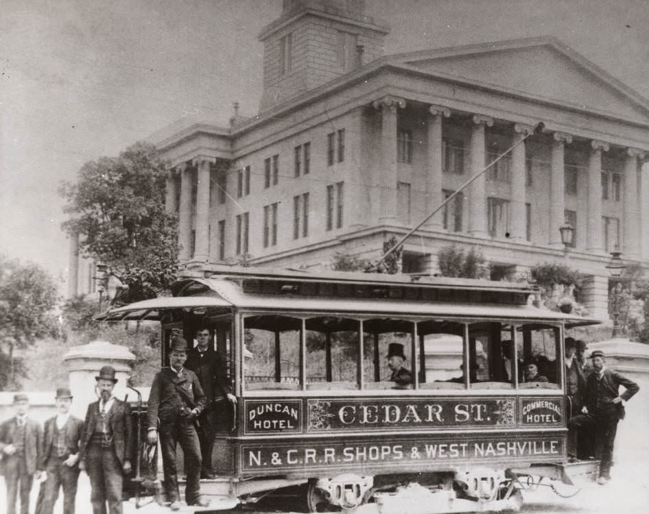 Nashville's Cedar Street electric streetcar, 1900