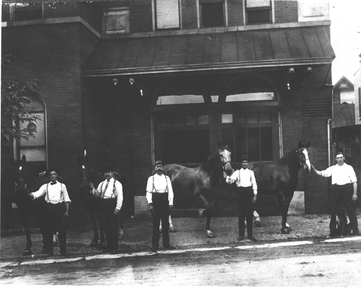 Engine Company No. 6, 1900