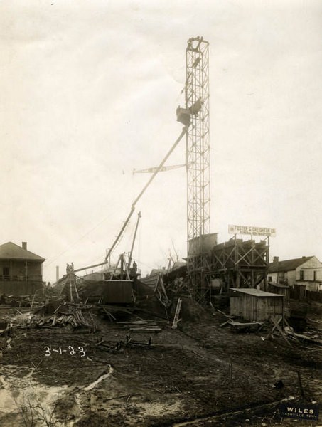 Construction of the East Nashville Viaduct, 1923