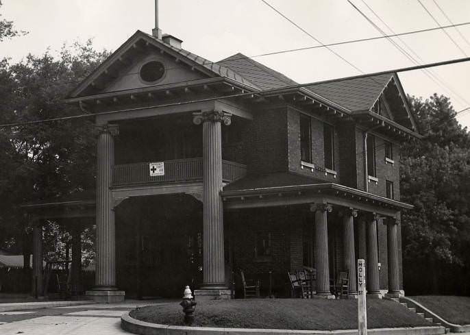 Fire Station at Holly Street, 1949