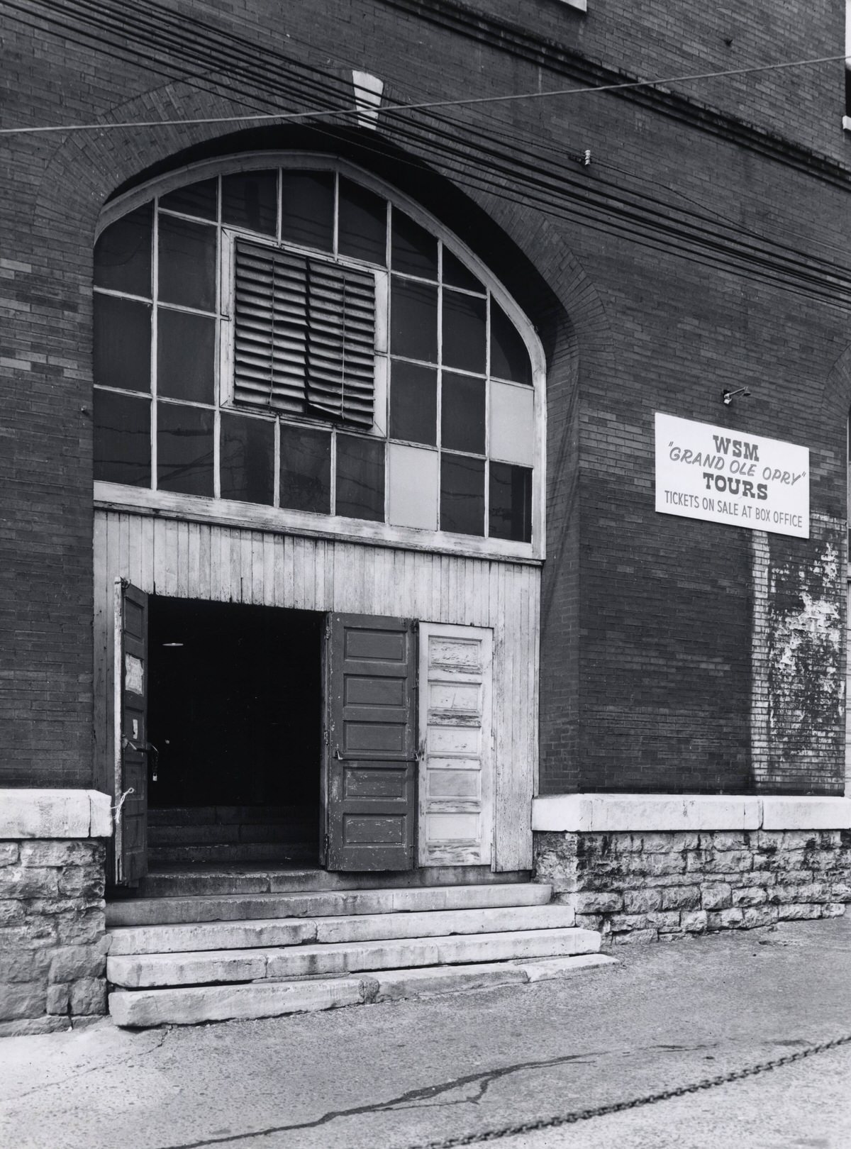 4th Avenue entrance to the Ryman Auditorium, 1972