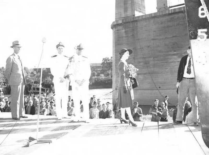 Navy Submarine Chaser launched by Mrs. Francis Craig in Nashville, Tennessee, 1942