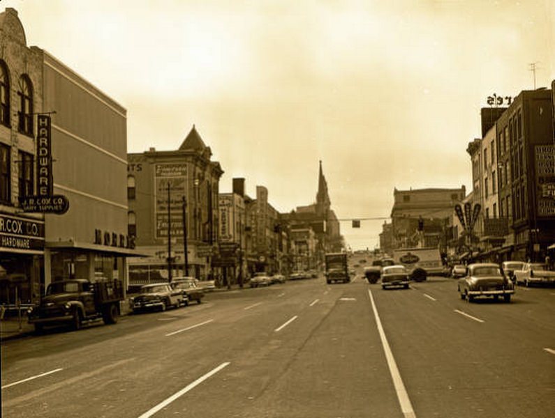 Broad Street off Fourth Avenue, Nashville, Tennessee, 1957