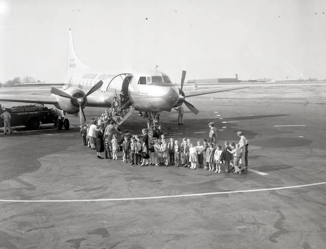 Children touring an American Airlines flagship Susquehanna at the Nashville Airport, 1958