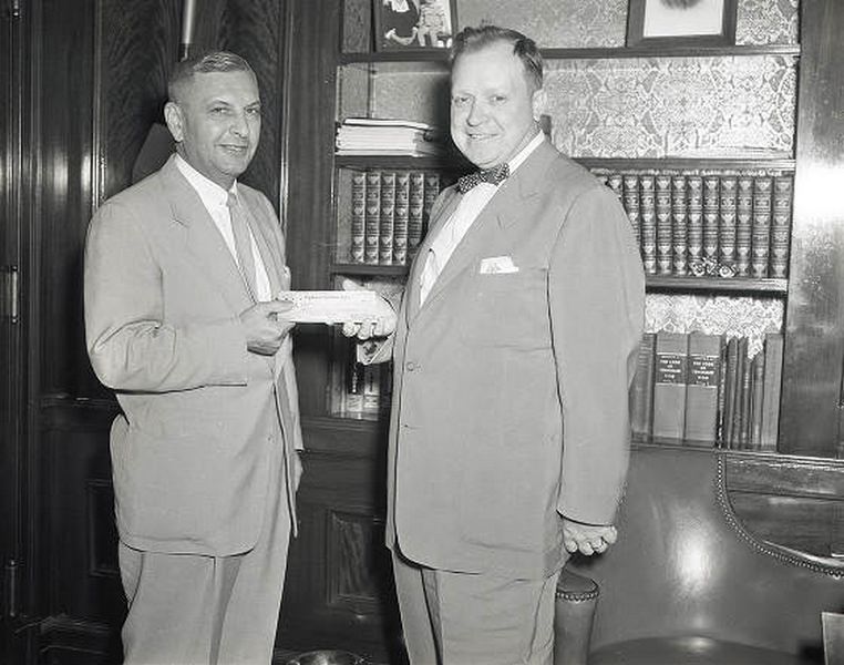 Civil Defense check presented to Nashville Mayor West by TVA, 1954