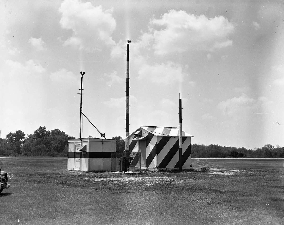 Airport radar at Berry Field, 1952