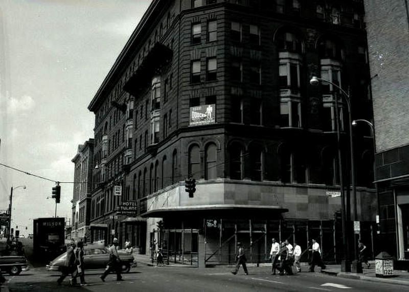 Tulane Hotel demolition in downtown Nashville, Tennessee, 1957