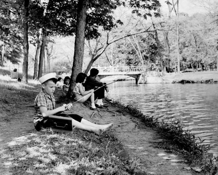Children fishing at Shelby Park, Nashville, Tennessee, 1966