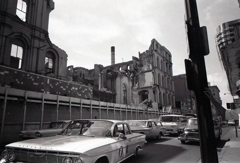 Maxwell House Hotel being razed, Nashville, Tennessee, 1962