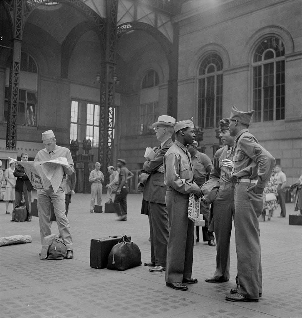 Soldiers Waiting for Train, Pennsylvania Station, New York City, 1942