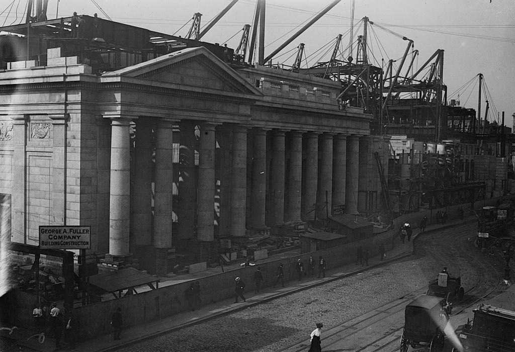 View of the since demolished Pennsylvania Railroad Station as seen from Gimbals, 1912