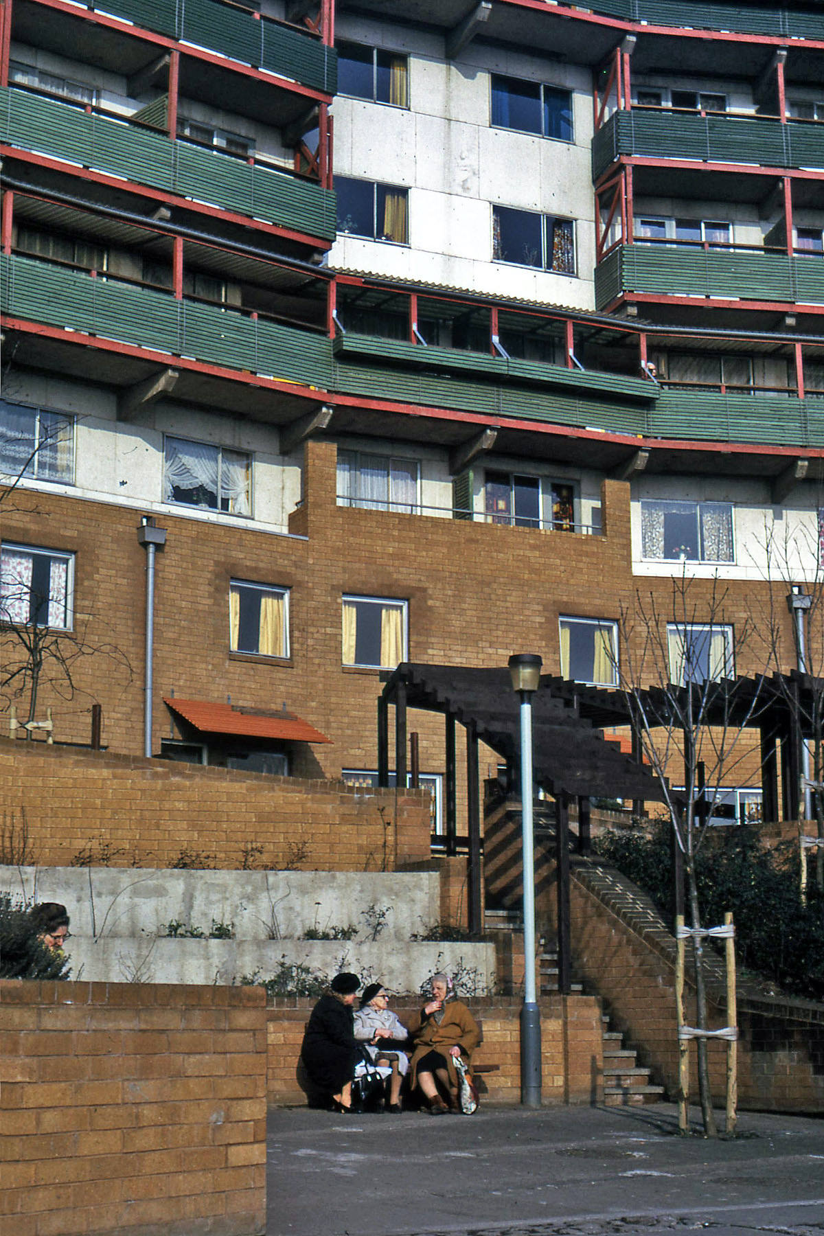 Conversation piece at the Byker Wall in 1975