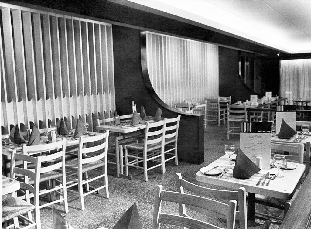 The Swallow hotel is located just one mile from the famous Newcastle quayside. Interior Restaurant shot 15th July 1970