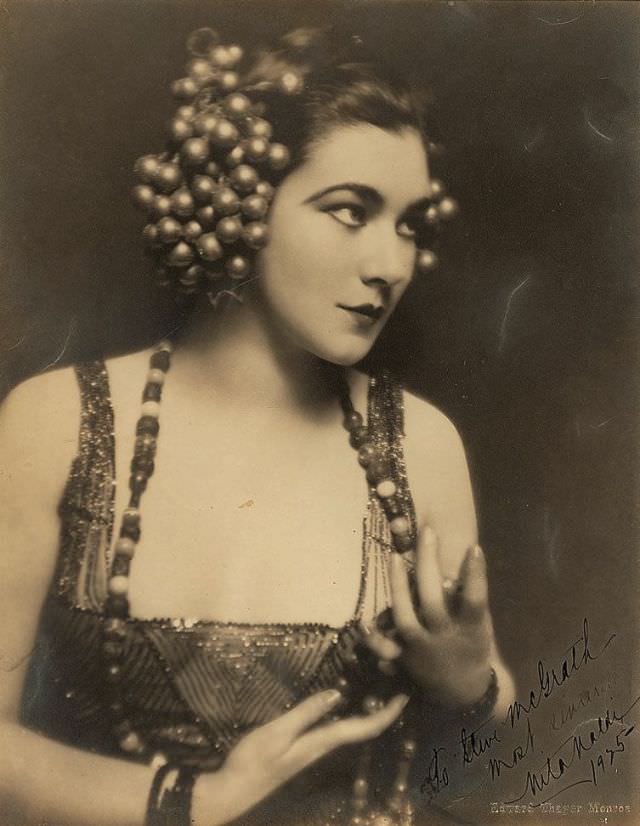 Nita Naldi: Life Story and Glamourous Photos of the Most Outrageous Vamp of the 1920s